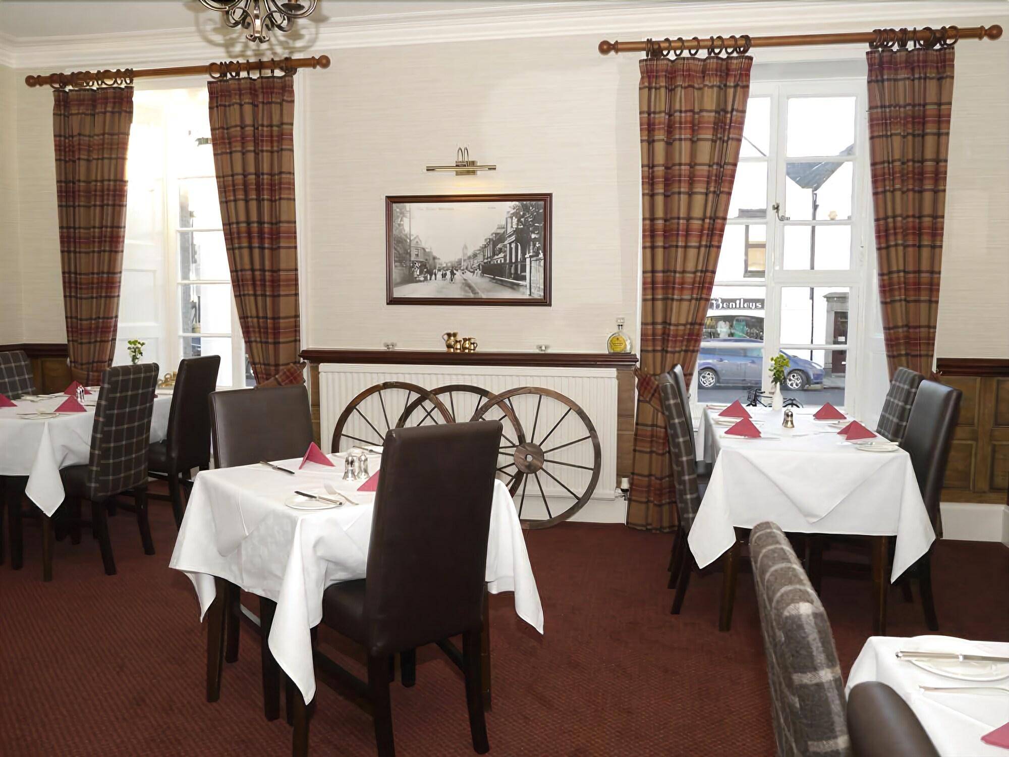 Burnett Arms Hotel Banchory Zewnętrze zdjęcie