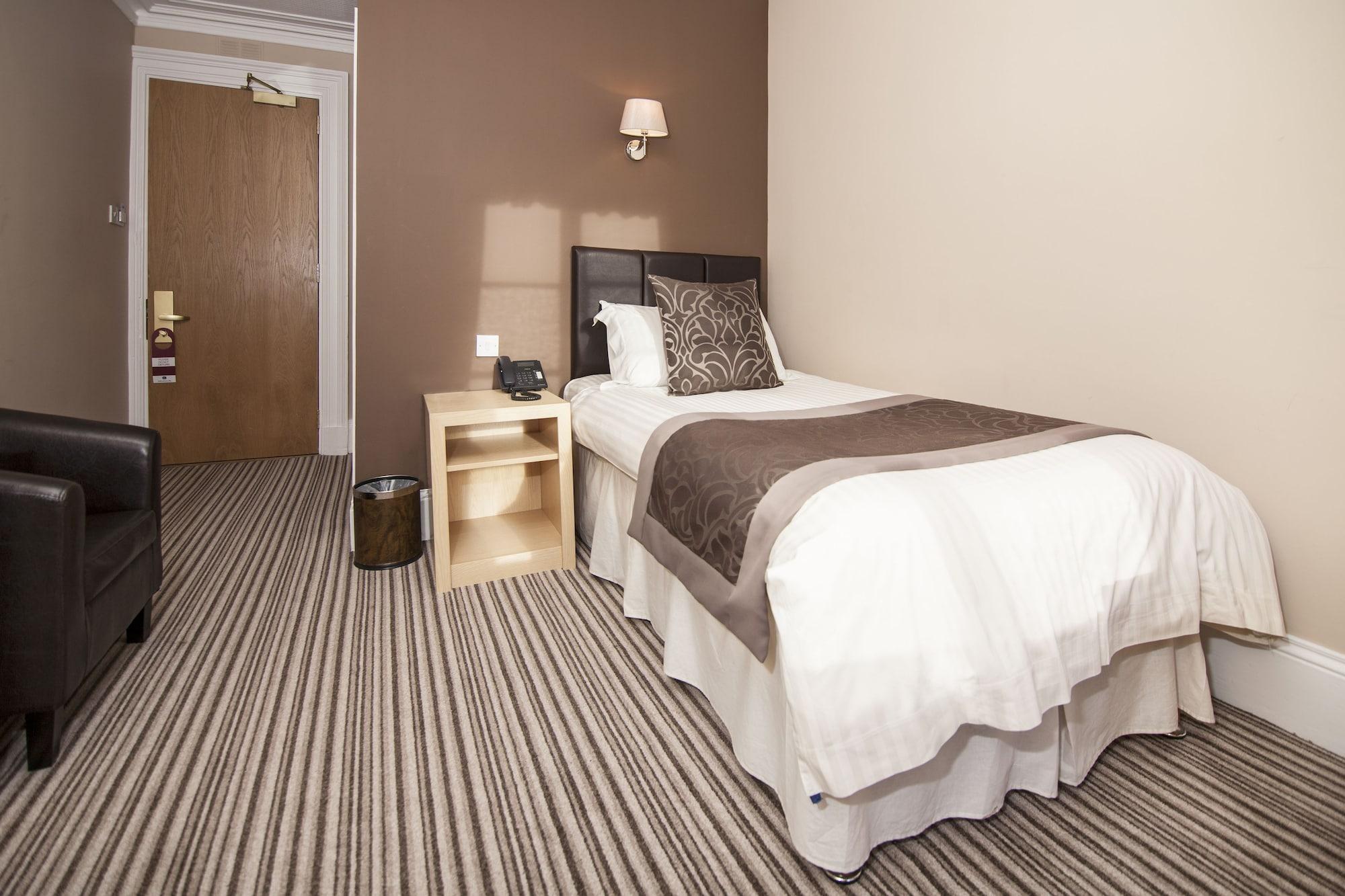 Burnett Arms Hotel Banchory Zewnętrze zdjęcie